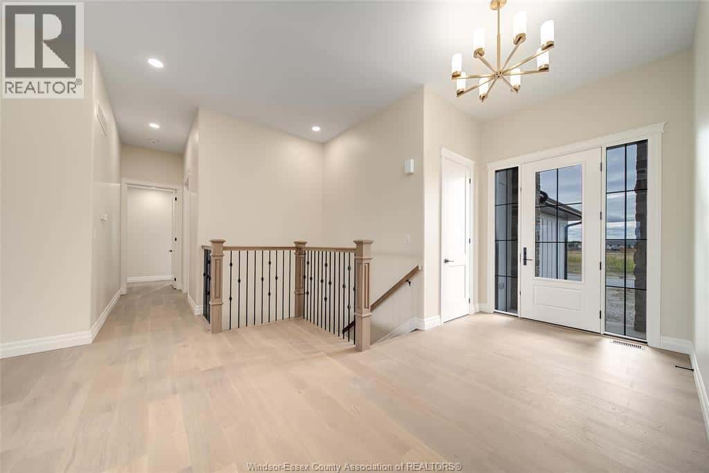 651 SUMMIT — Lakeshore, Ontario - Photo 3 of 46