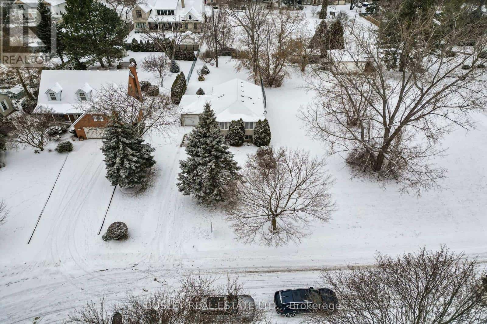 72 FLYNN STREET — Niagara-on-the-Lake (Town), Ontario - Photo 2 of 31