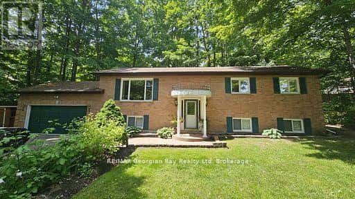 31 LAKEVIEW CRESCENT — Tiny, Ontario - Photo 2 of 44