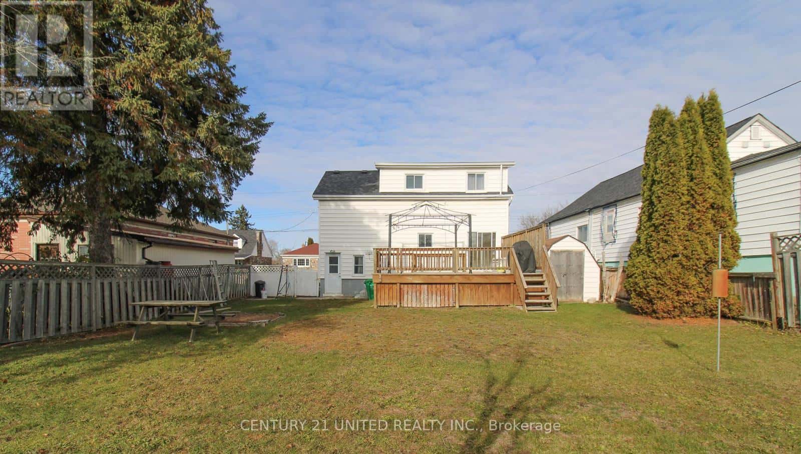 677 ORPINGTON ROAD — Peterborough (Otonabee Ward 1), Ontario - Photo 4 of 37