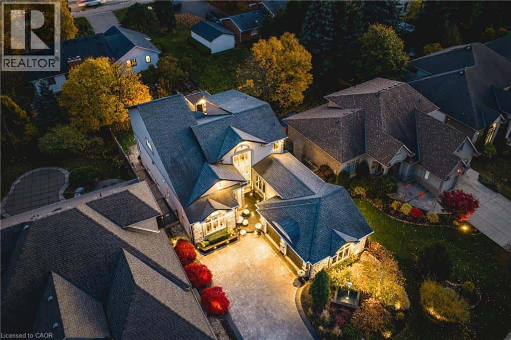 712 HIGHVALLEY Road — Ancaster, Ontario - Photo 2 of 48