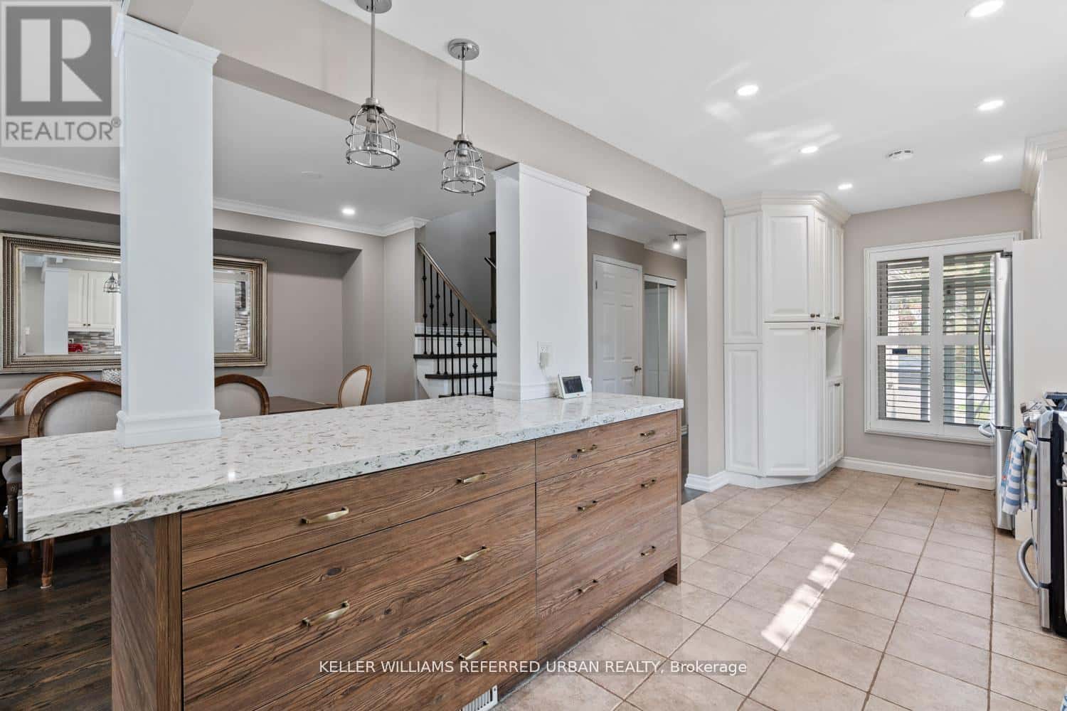 78 SUNSHINE DRIVE — Richmond Hill (Observatory), Ontario - Photo 5 of 28