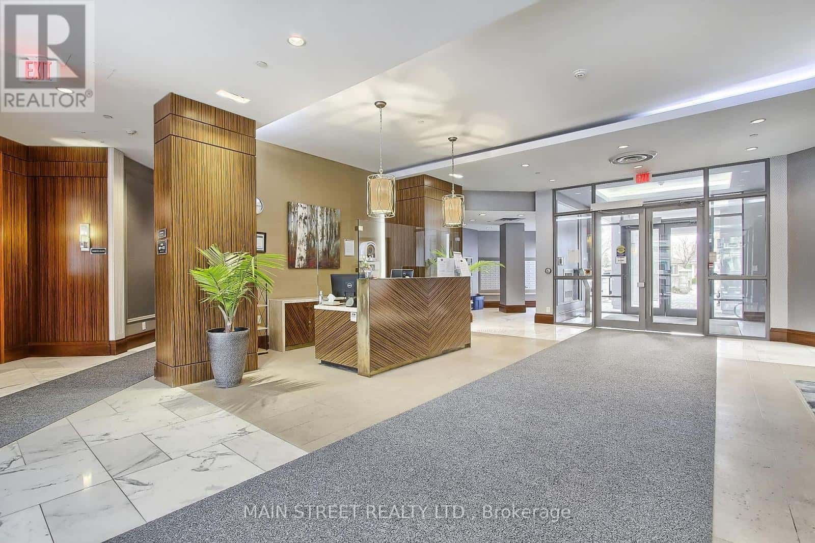 619 - 111 CIVIC SQUARE GATE — Aurora (Bayview Wellington), Ontario - Photo 4 of 45