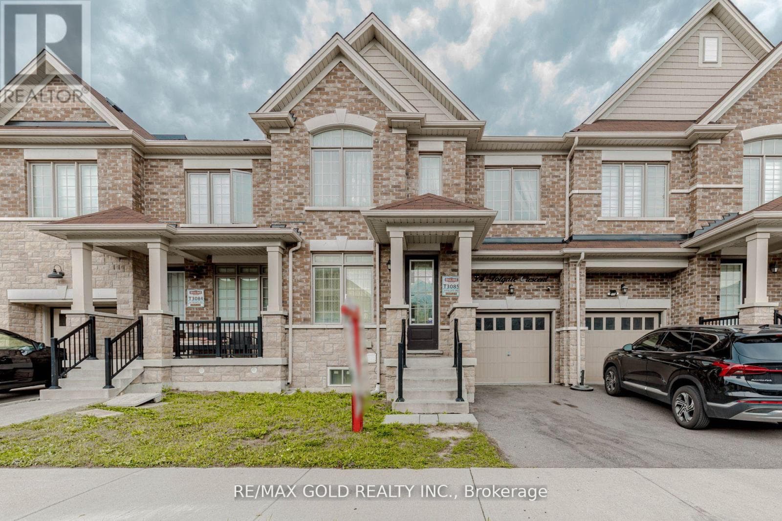 34 FOLGATE CRESCENT — Brampton (Sandringham-Wellington North), Ontario - Main photo
