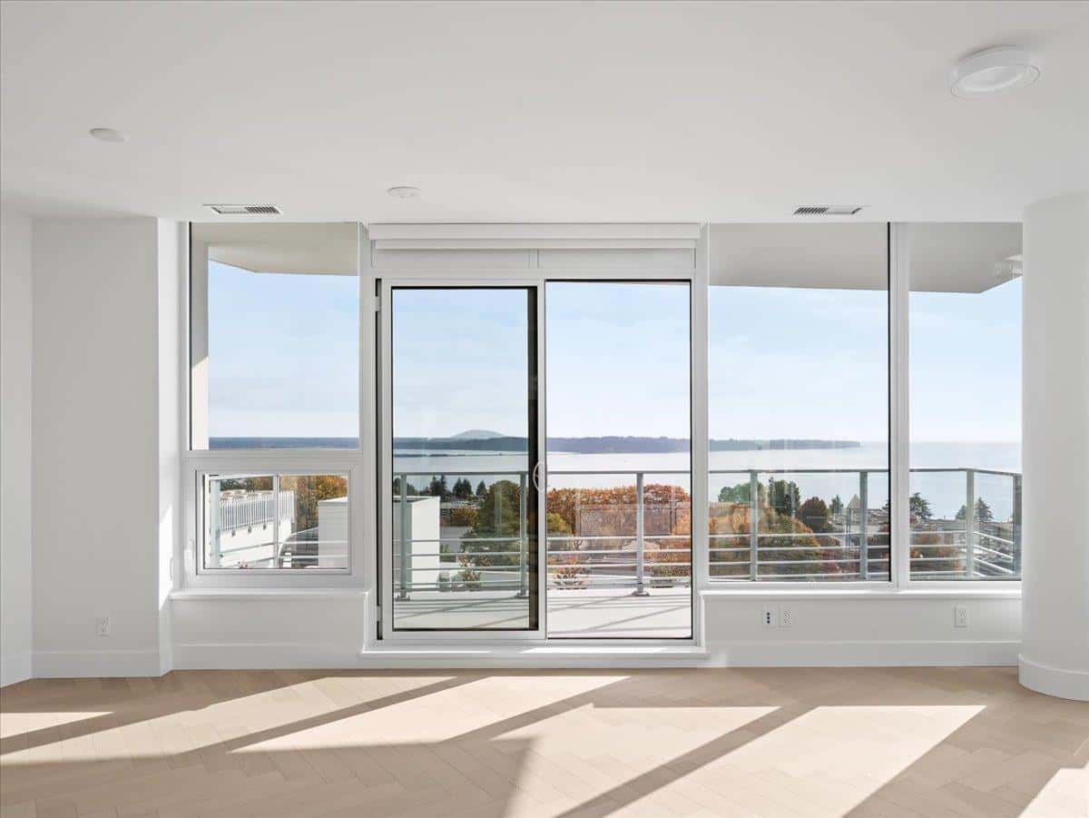 705 1342 JOHNSTON ROAD — White Rock, British Columbia - Photo 5 of 30