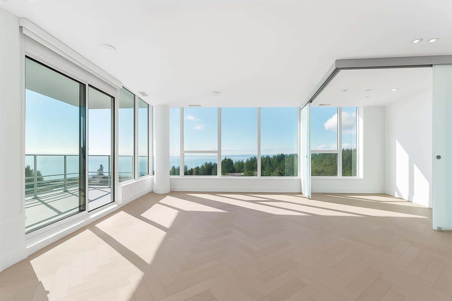 705 1342 JOHNSTON ROAD — White Rock, British Columbia - Photo 3 of 30