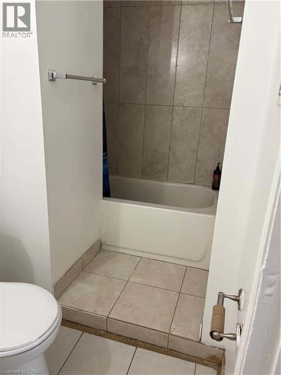 Hamilton — Hamilton - Photo 3 of 6