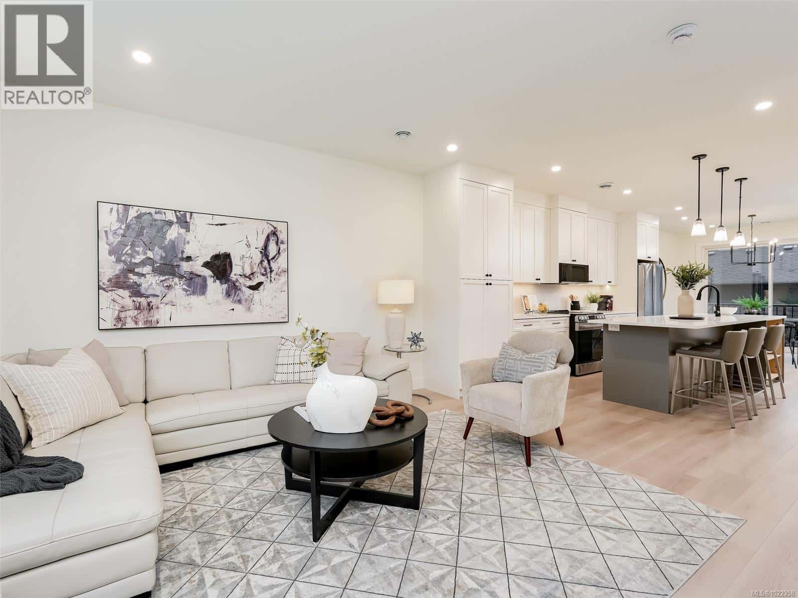 101 960 Jenkins Ave — Langford, British Columbia - Photo 4 of 36