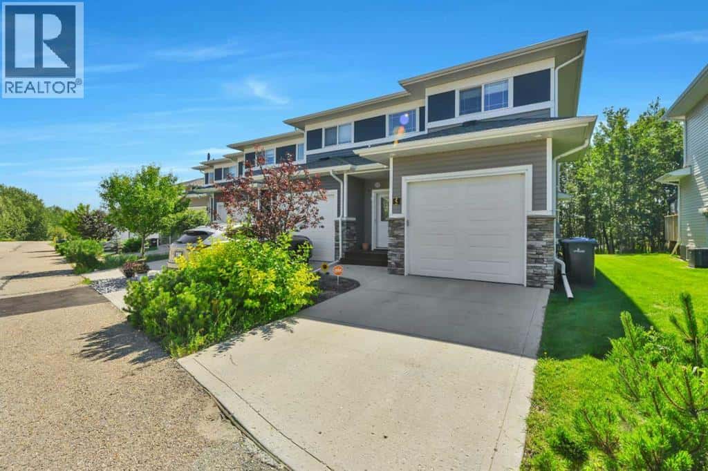 5, 5301 Windward Place — Sylvan Lake, Alberta - Photo 3 of 46