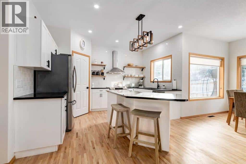 13 Bow Ridge Link — Cochrane, Alberta - Photo 2 of 50