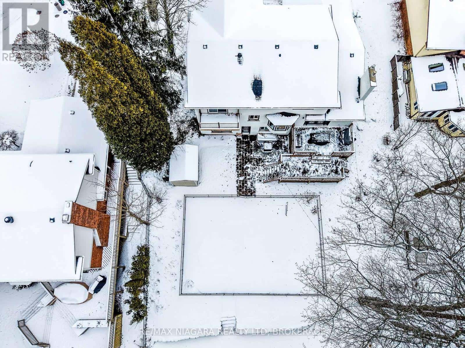 35 BERKWOOD PLACE — Pelham (Fonthill), Ontario - Photo 4 of 50