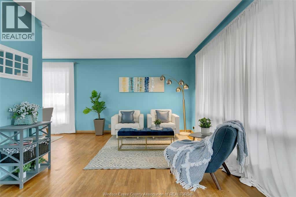 3425 RANKIN — Windsor, Ontario - Photo 4 of 28