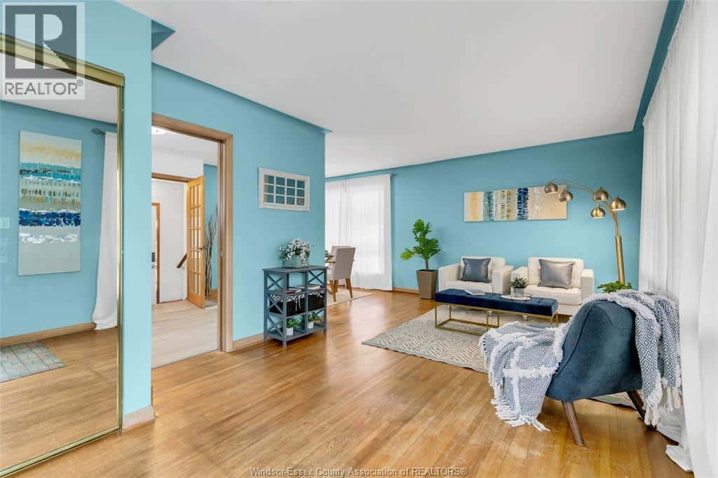 3425 RANKIN — Windsor, Ontario - Photo 5 of 28