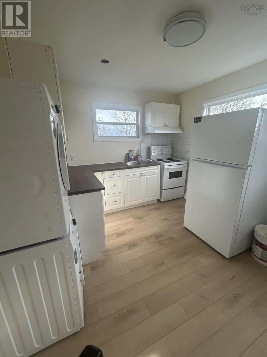 721 Highway 2 — Elmsdale, Nova Scotia - Photo 2 of 11