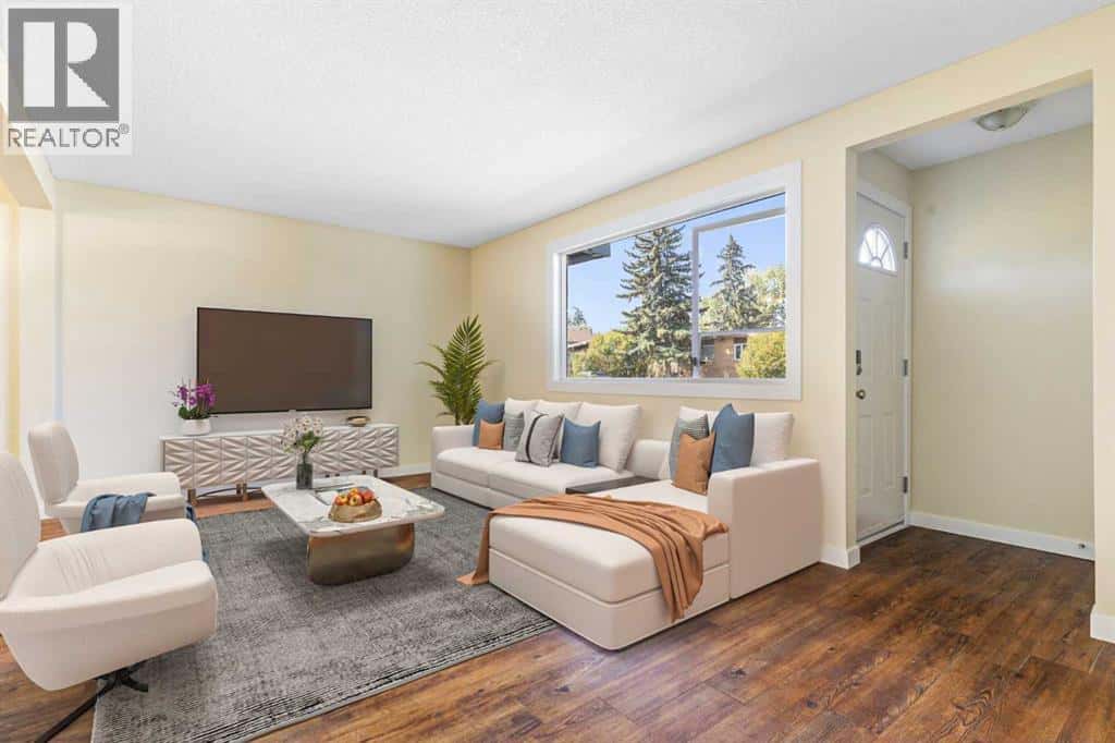 32, 80 Galbraith Drive SW — Calgary, Alberta - Photo 2 of 37