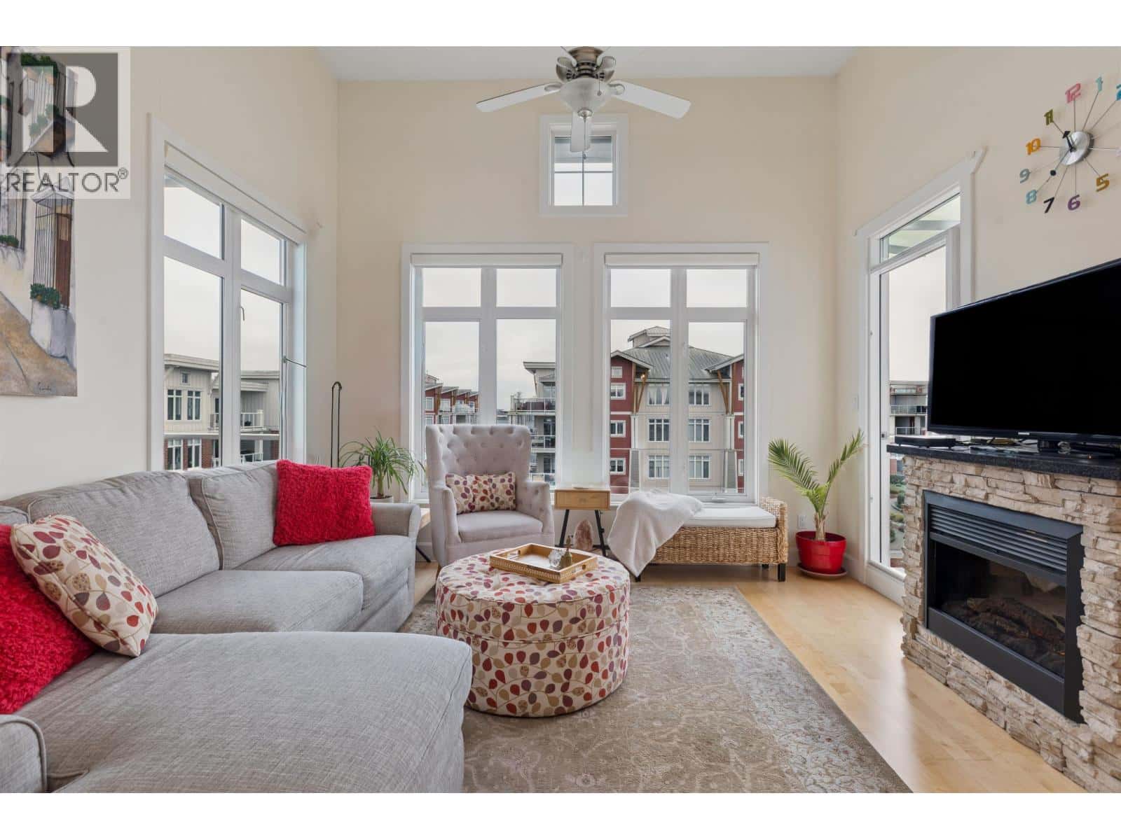 Richmond — Richmond - Photo 2 of 29