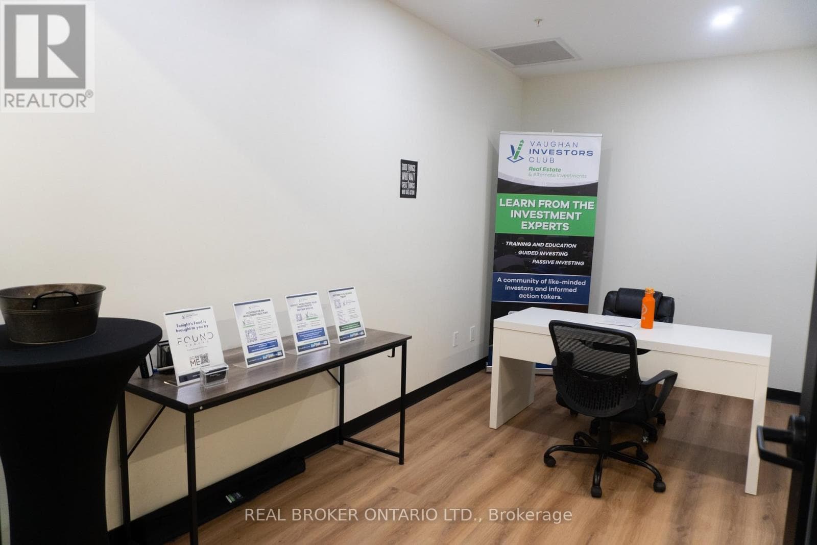 Vaughan (West Woodbridge) — Vaughan (West Woodbridge) - Main photo