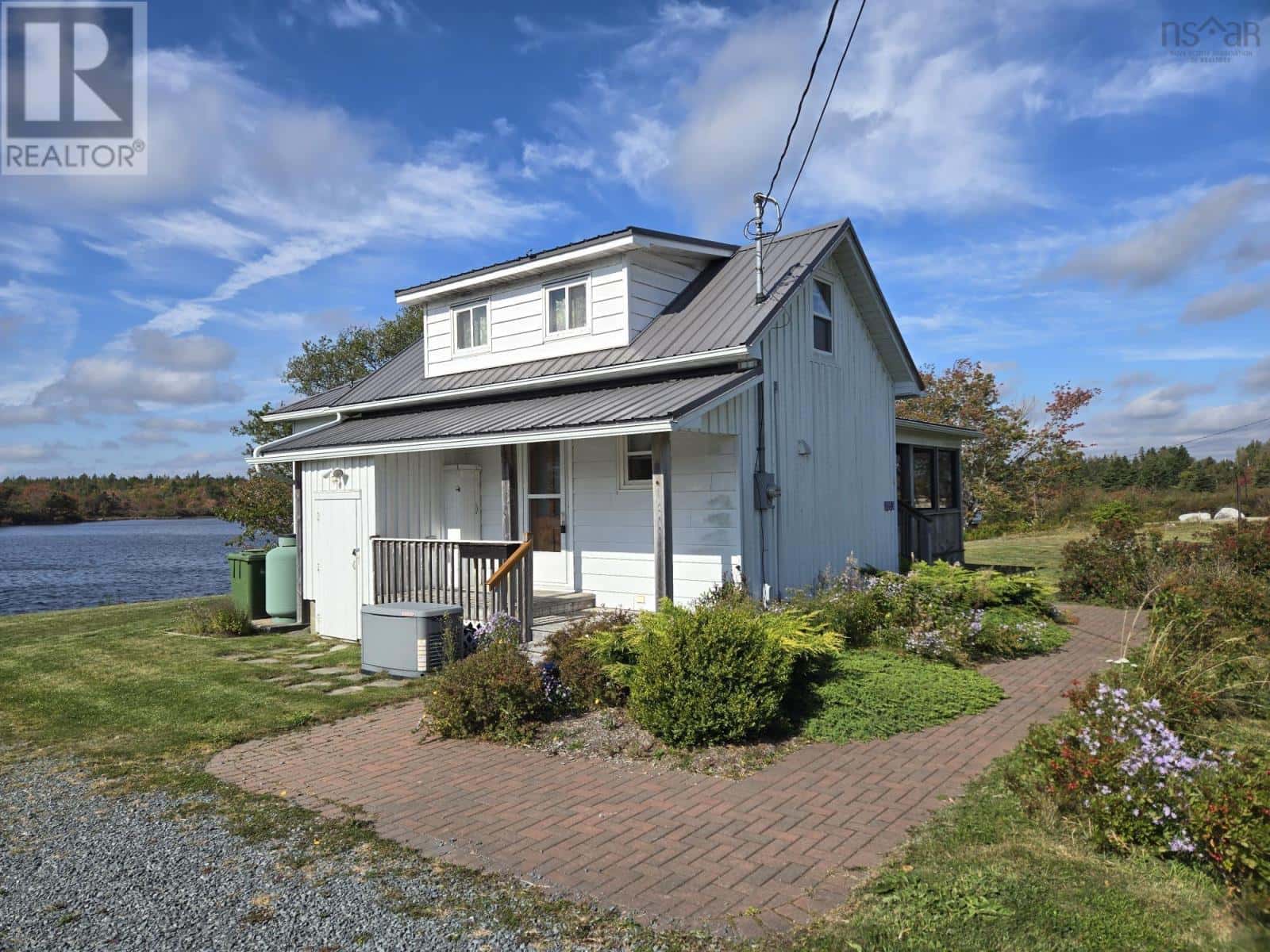 2053 Eastern Shore Road — West Berlin, Nova Scotia - Photo 2 of 30