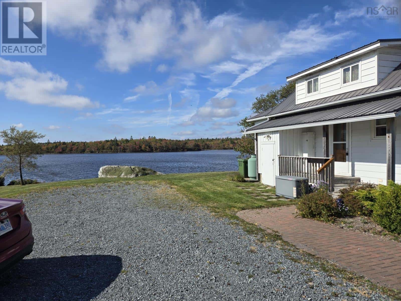 2053 Eastern Shore Road — West Berlin, Nova Scotia - Photo 3 of 30