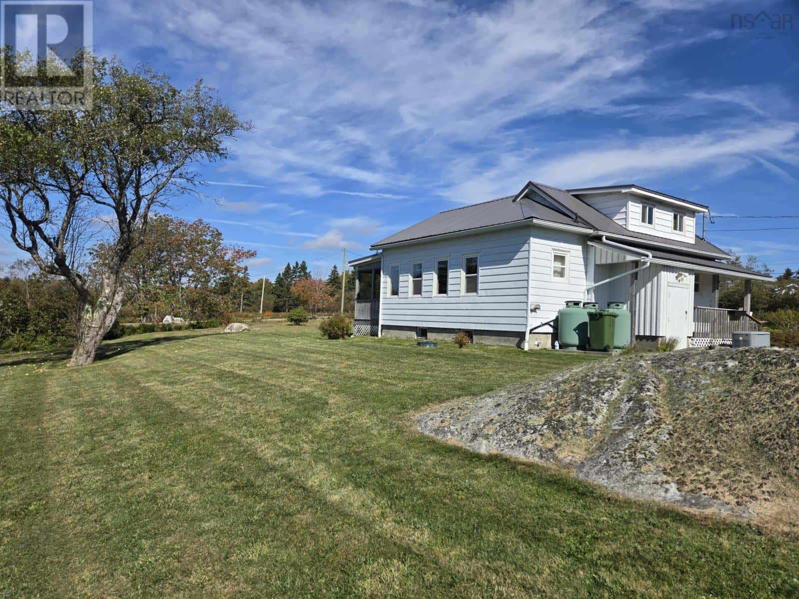 2053 Eastern Shore Road — West Berlin, Nova Scotia - Photo 4 of 30