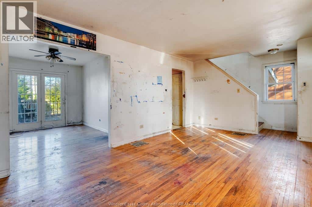 2330 Tecumseh Rd W — Windsor, Ontario - Photo 3 of 40