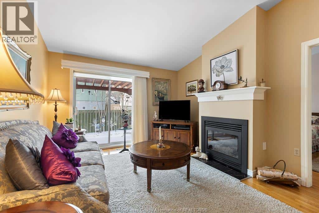 11 MALIBU DRIVE — Leamington, Ontario - Photo 4 of 16