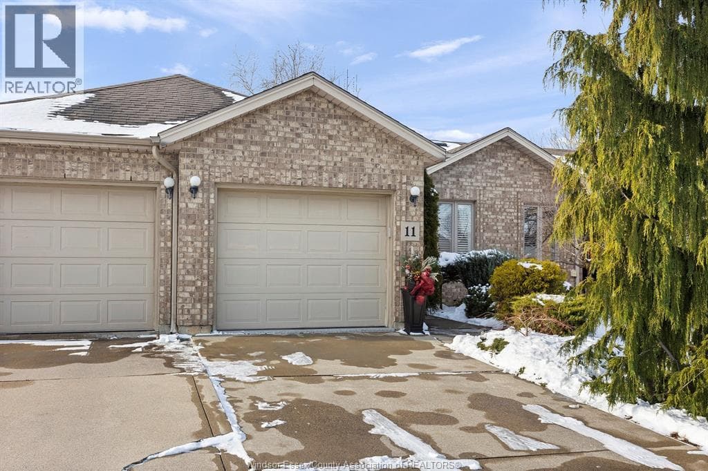 11 MALIBU DRIVE — Leamington, Ontario - Main photo
