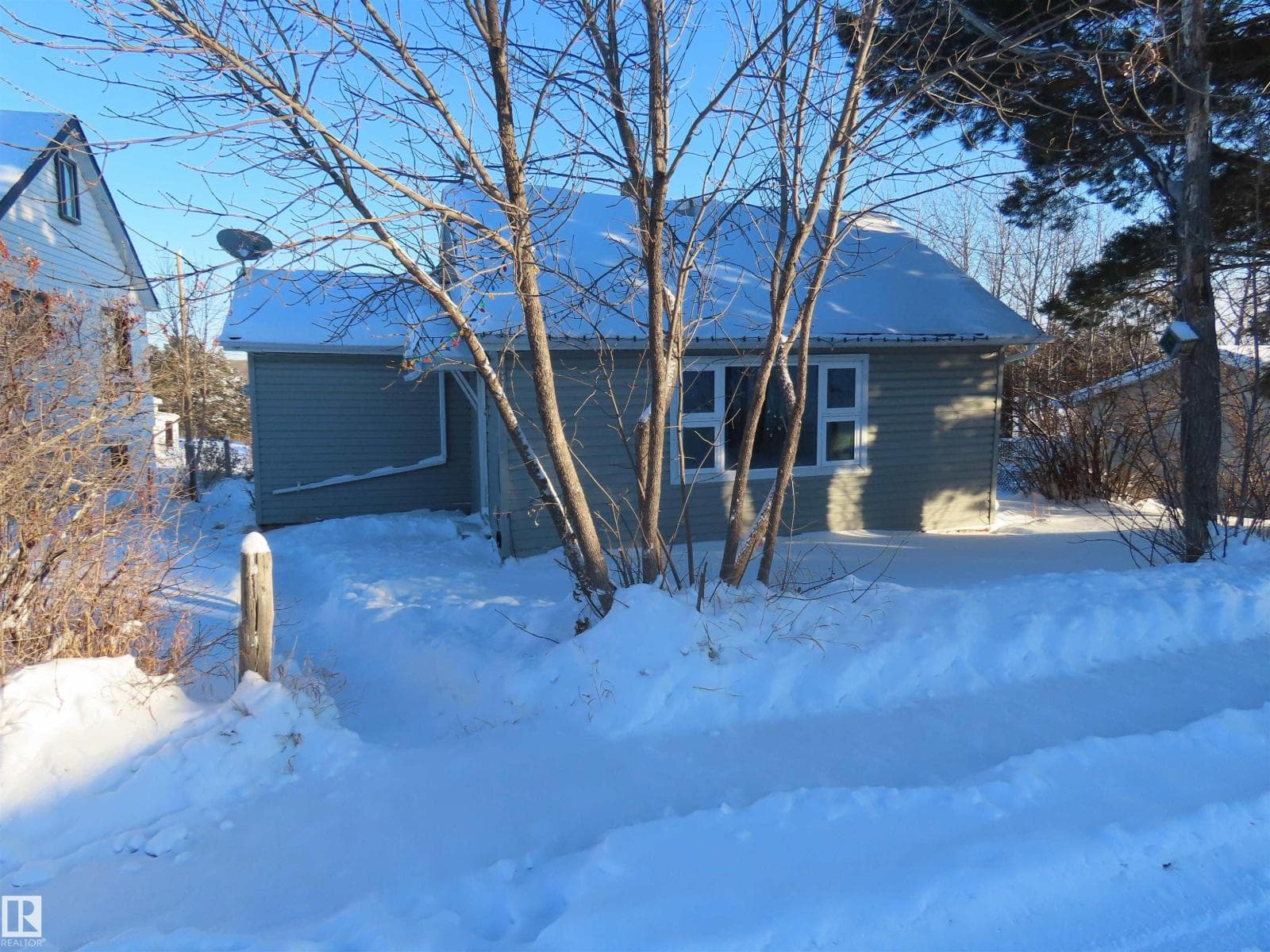4924 51 AV — Sangudo, Alberta - Main photo