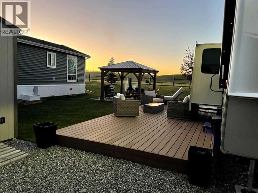 116, 41019 Range Road 116 — Rural Lacombe County, Alberta - Photo 5 of 26