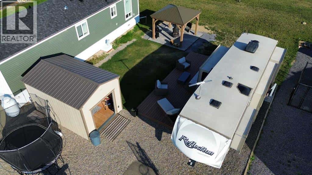 116, 41019 Range Road 116 — Rural Lacombe County, Alberta - Photo 2 of 26