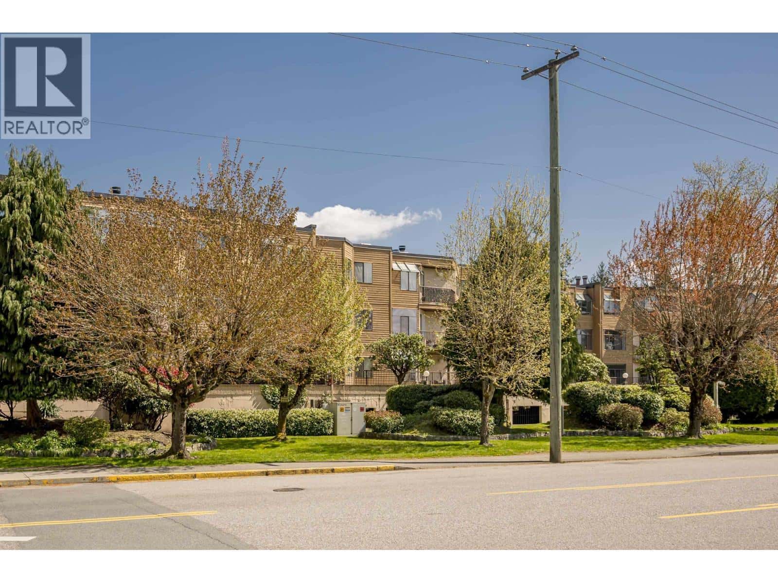 32 11900 228 STREET — Maple Ridge, British Columbia - Photo 4 of 33