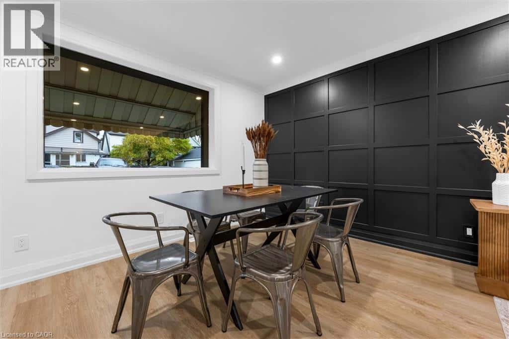 9 FORD Street — Hamilton, Ontario - Photo 4 of 25