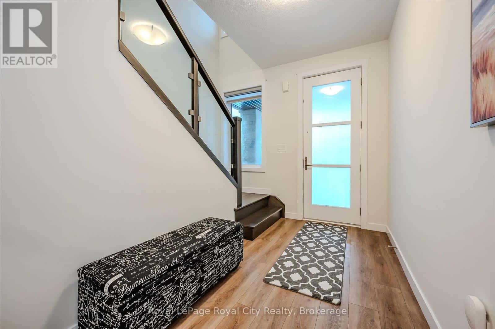 49 RYDER AVENUE — Guelph (Kortright West), Ontario - Photo 3 of 50