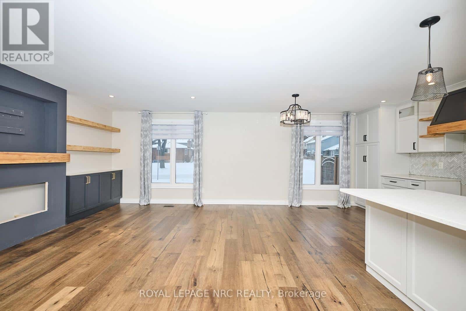 6796 STOKES STREET — Niagara Falls (Dorchester), Ontario - Photo 5 of 44