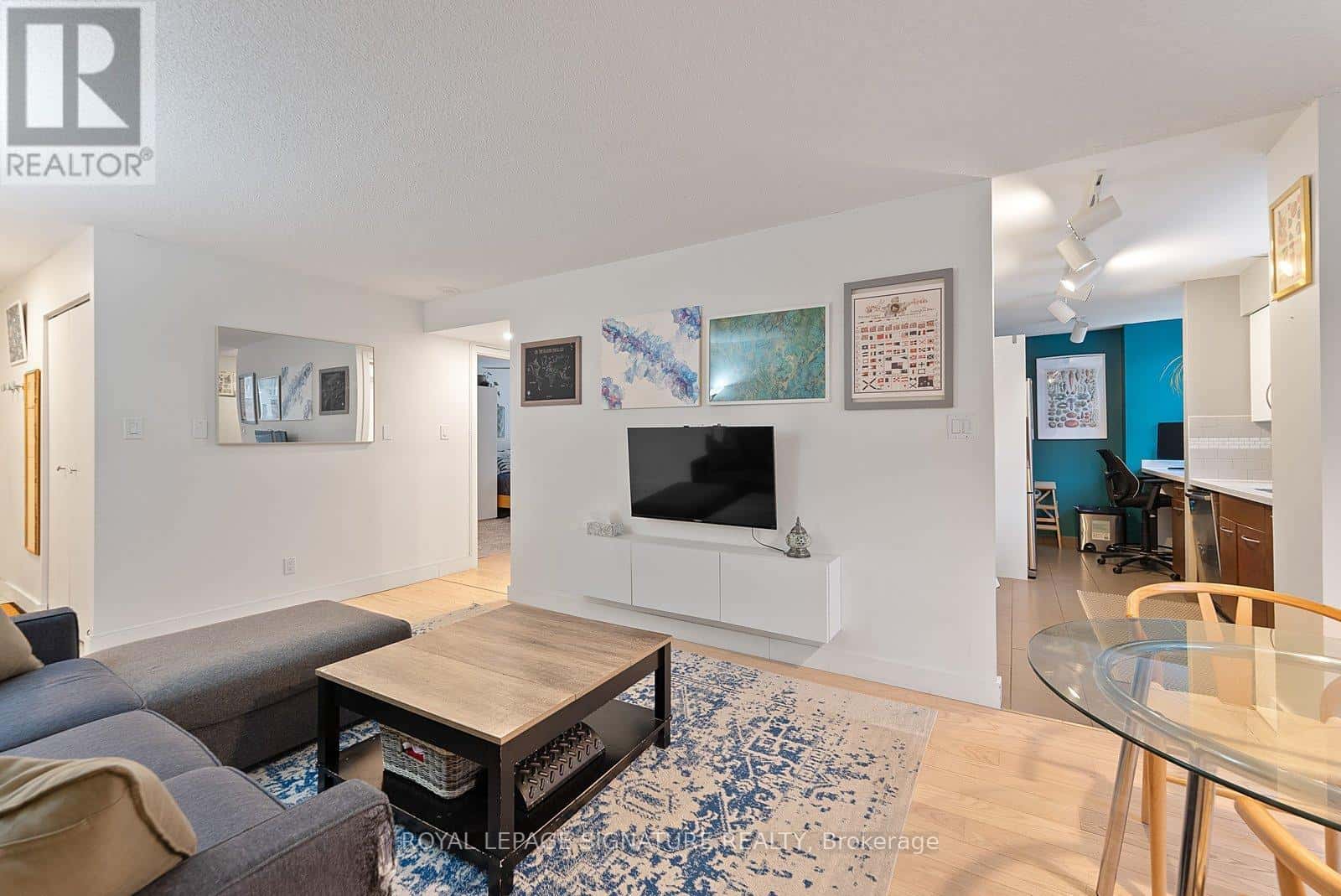 412 - 323 RICHMOND STREET E — Toronto (Moss Park), Ontario - Photo 3 of 35