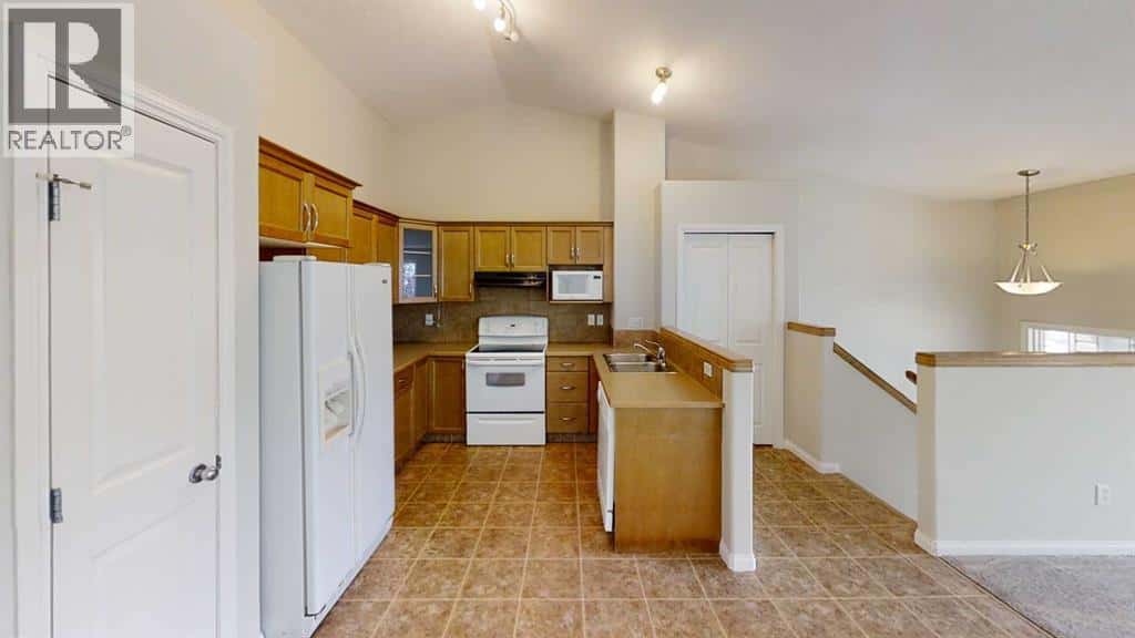 Grande Prairie — Grande Prairie - Photo 3 of 19