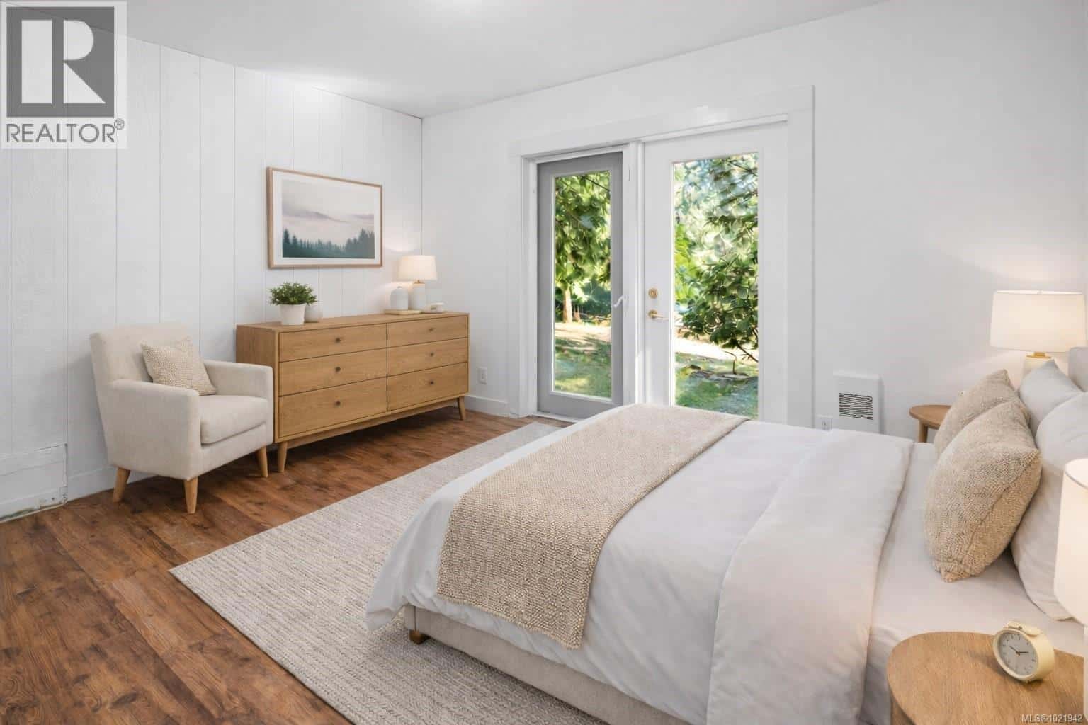 Shawnigan Lake — Shawnigan Lake - Photo 3 of 90