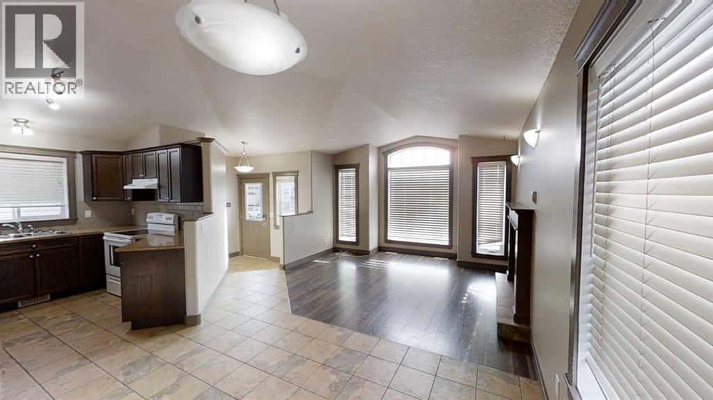 Grande Prairie — Grande Prairie - Photo 4 of 10