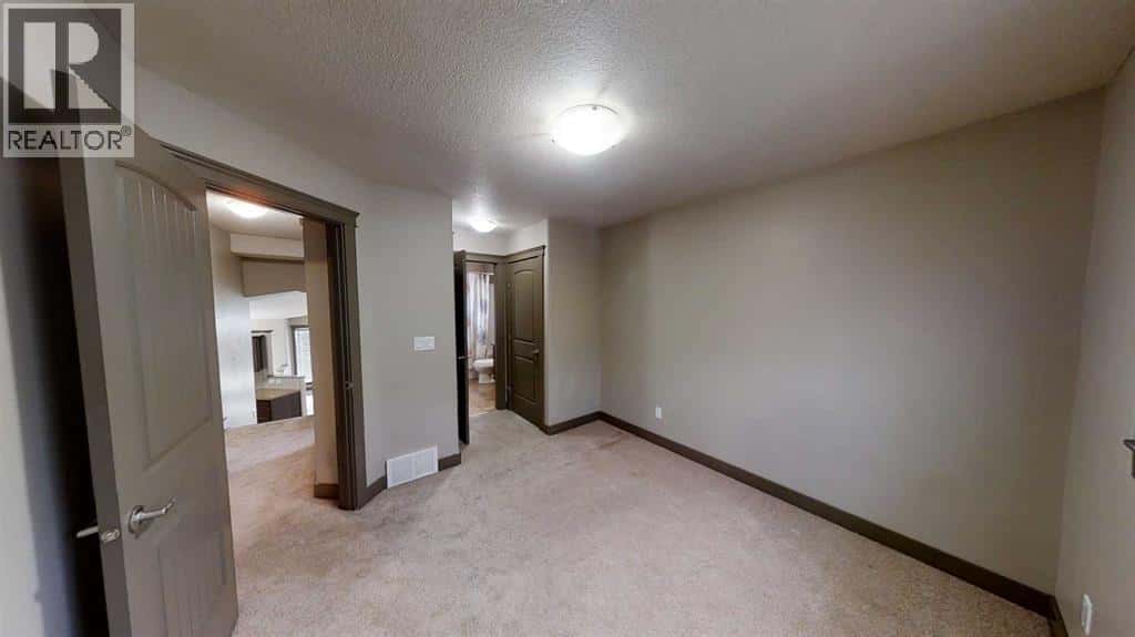 Grande Prairie — Grande Prairie - Photo 3 of 10