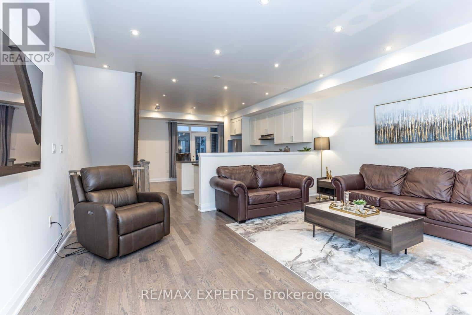 190 MONEYPENNY PLACE — Vaughan (Beverley Glen), Ontario - Photo 5 of 21