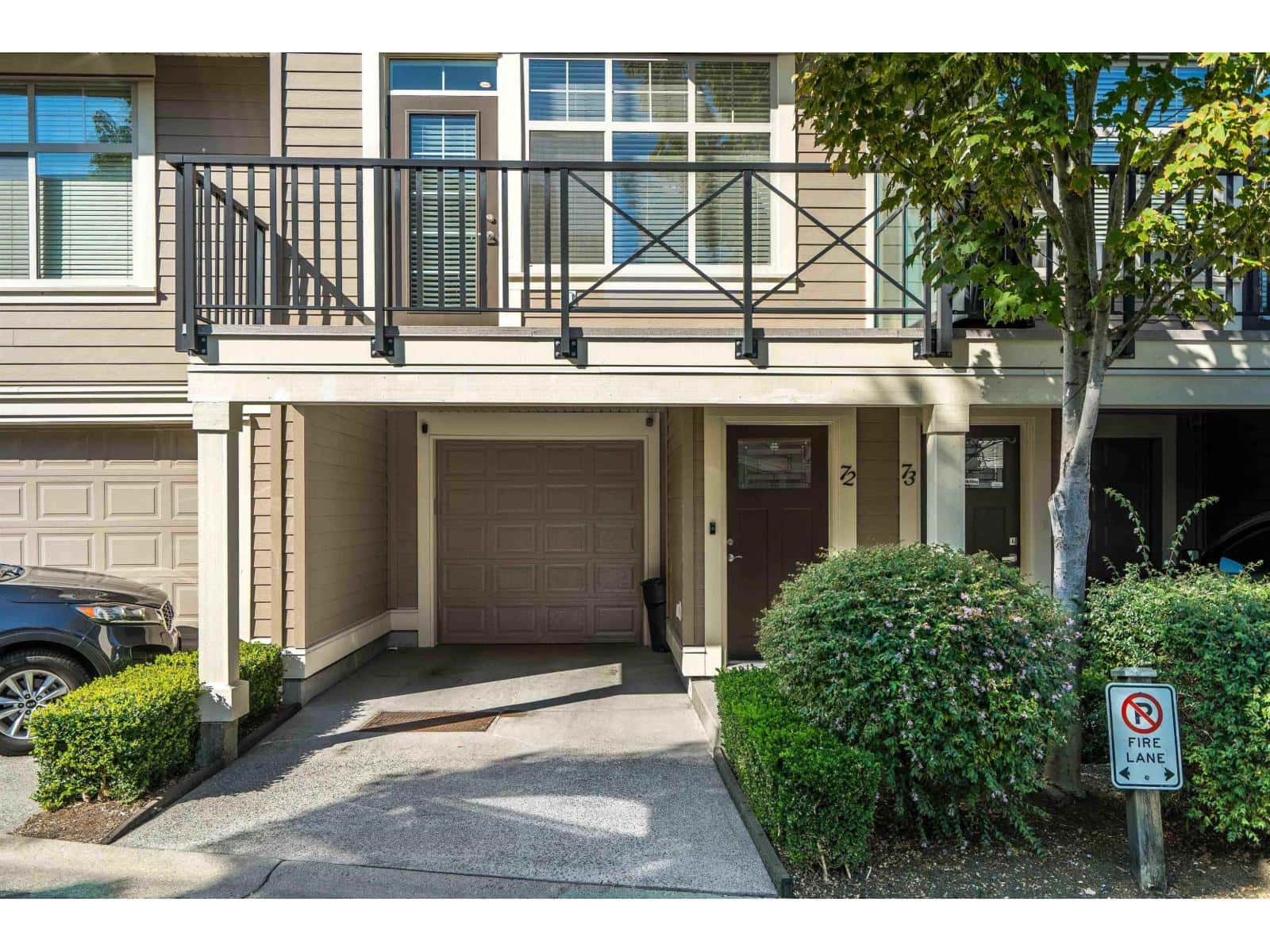 72 19525 73 AVENUE — Surrey, British Columbia - Photo 3 of 40