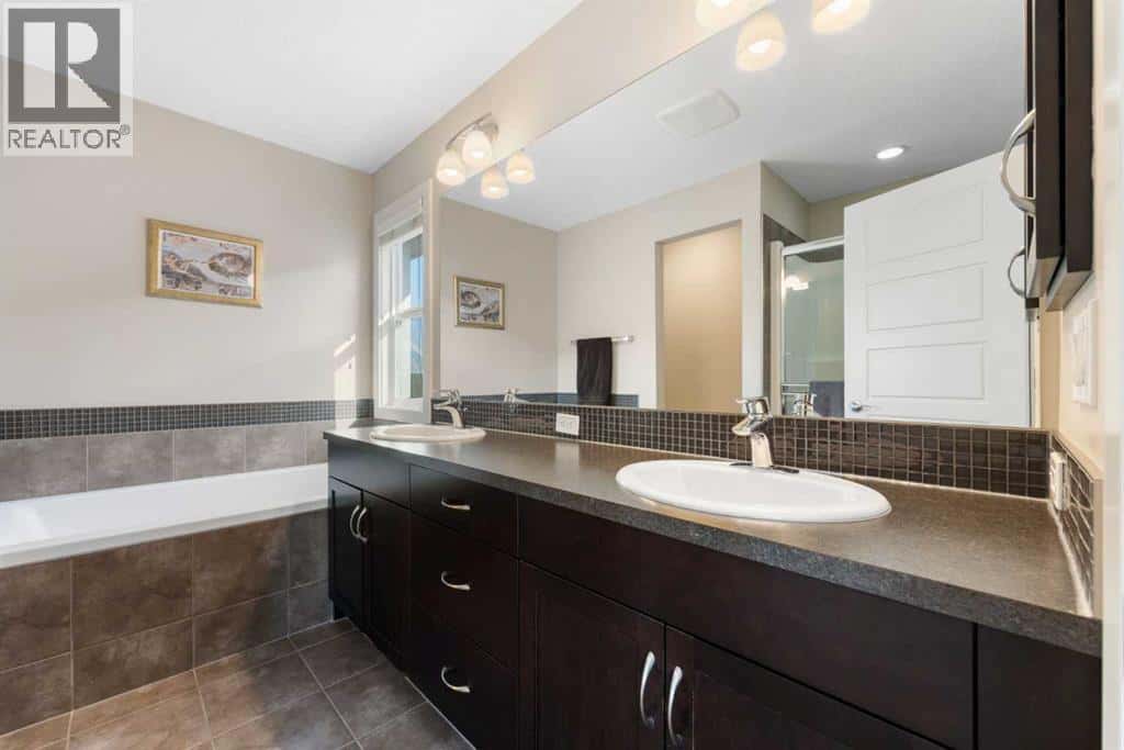 Calgary — Calgary - Photo 4 of 43