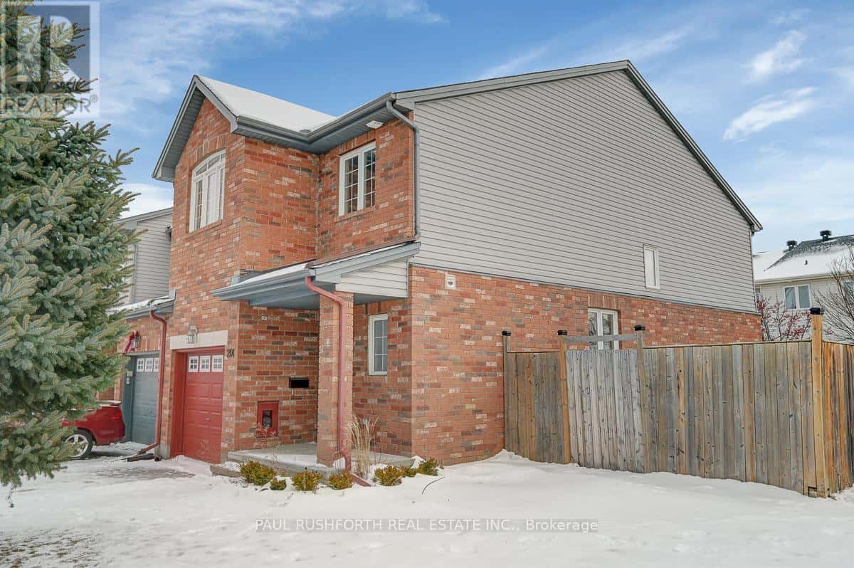 201 OPUS STREET — Ottawa, Ontario - Photo 2 of 25