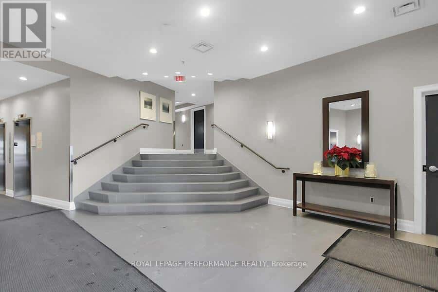 409 - 420 BERKLEY AVENUE — Ottawa, Ontario - Photo 4 of 29