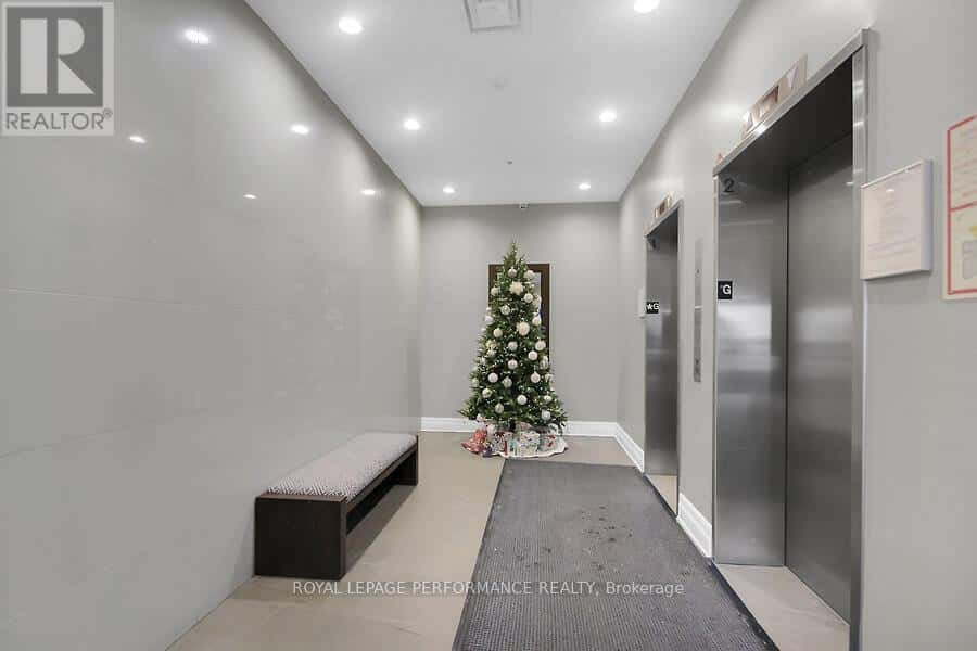 409 - 420 BERKLEY AVENUE — Ottawa, Ontario - Photo 5 of 29