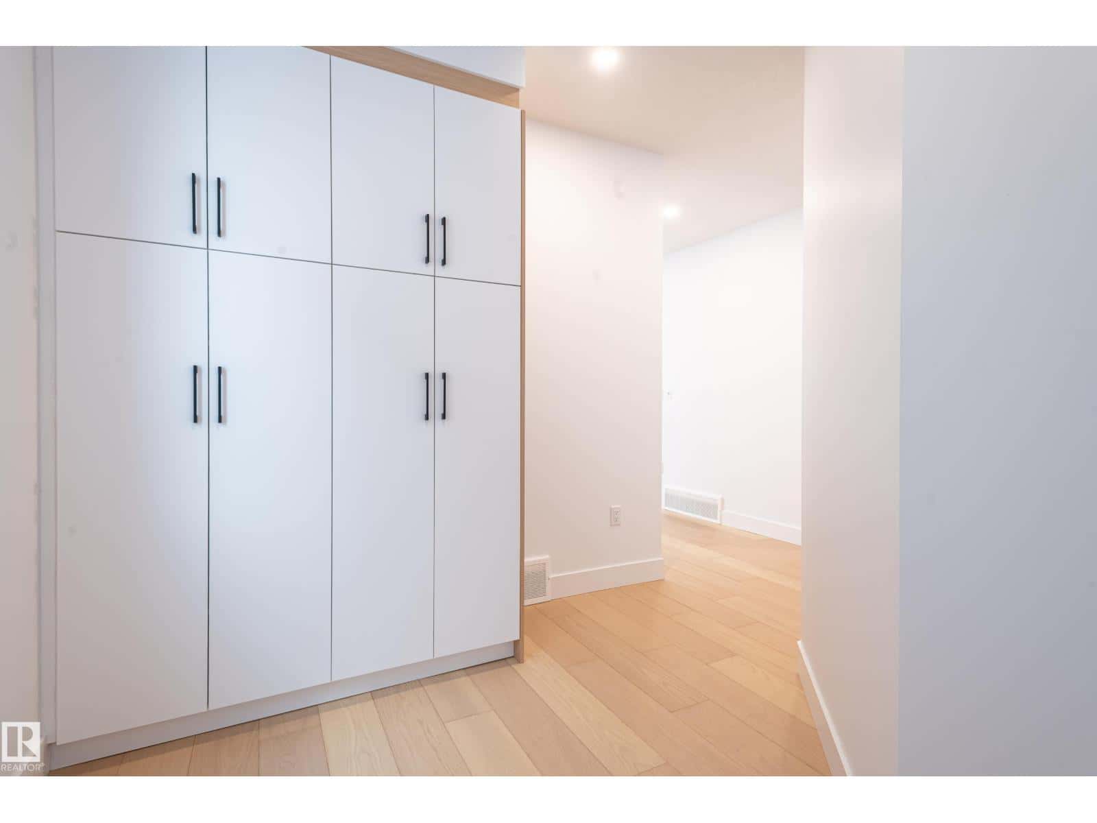 43 ELDRIDGE PT — St. Albert, Alberta - Photo 4 of 45