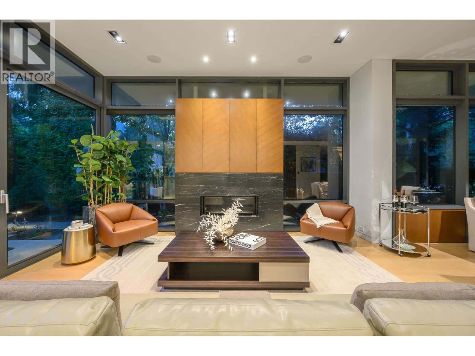 4988 CHANCELLOR BOULEVARD — Vancouver, British Columbia - Photo 3 of 40