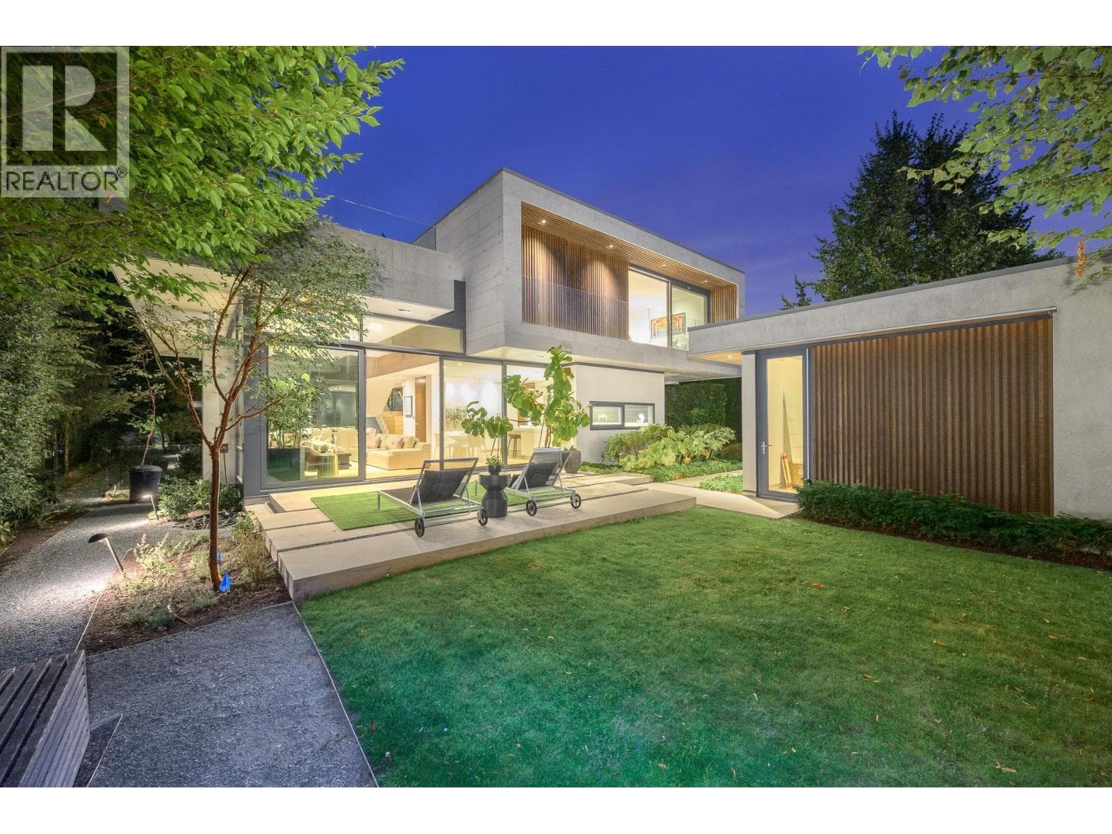 4988 CHANCELLOR BOULEVARD — Vancouver, British Columbia - Main photo