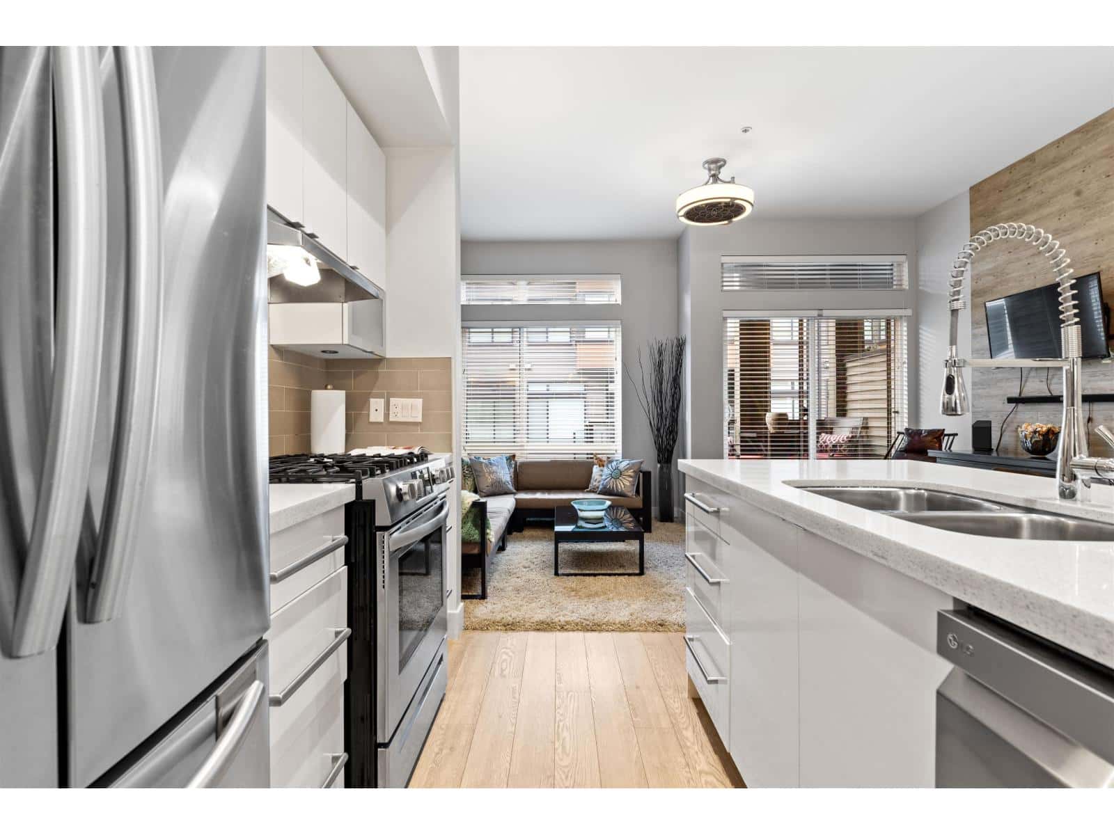 12 7811 209 STREET — Langley, British Columbia - Photo 3 of 40