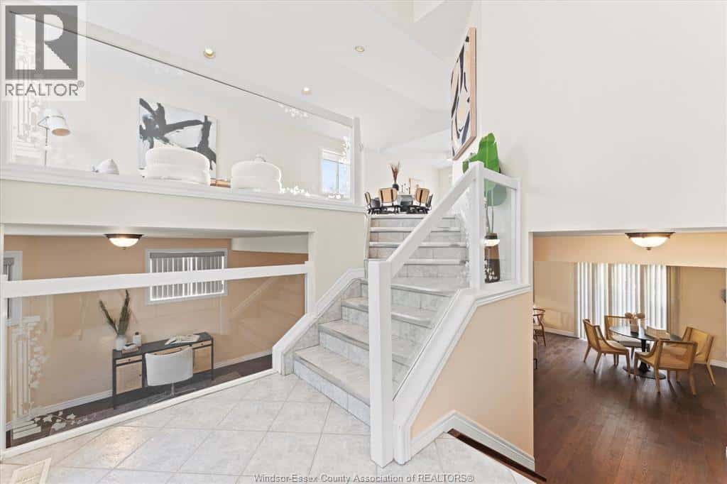 947 GRANTHAM COURT — Windsor, Ontario - Photo 5 of 40